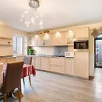 Belcantone Apartment *