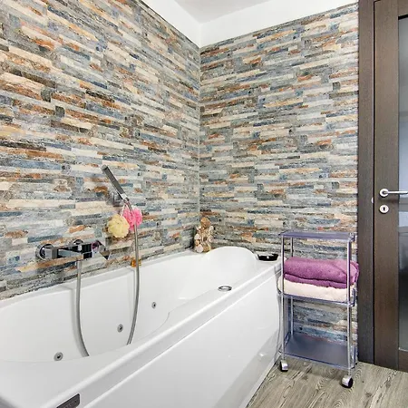 Belcantone Apartamento *